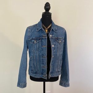 Levi’s denim jacket